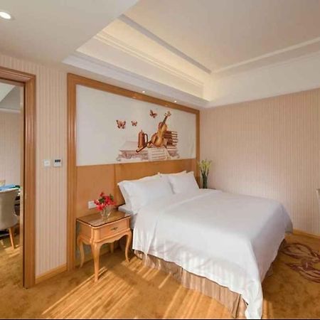 Vienna Hotel Shenzhen Baoneng City Plaza מראה חיצוני תמונה