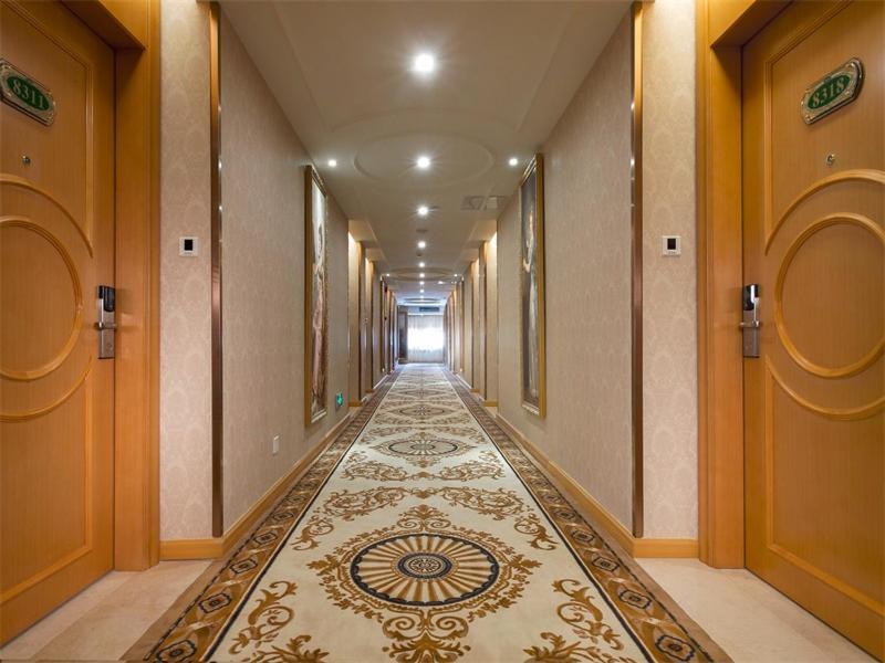 Vienna Hotel Shenzhen Baoneng City Plaza מראה חיצוני תמונה